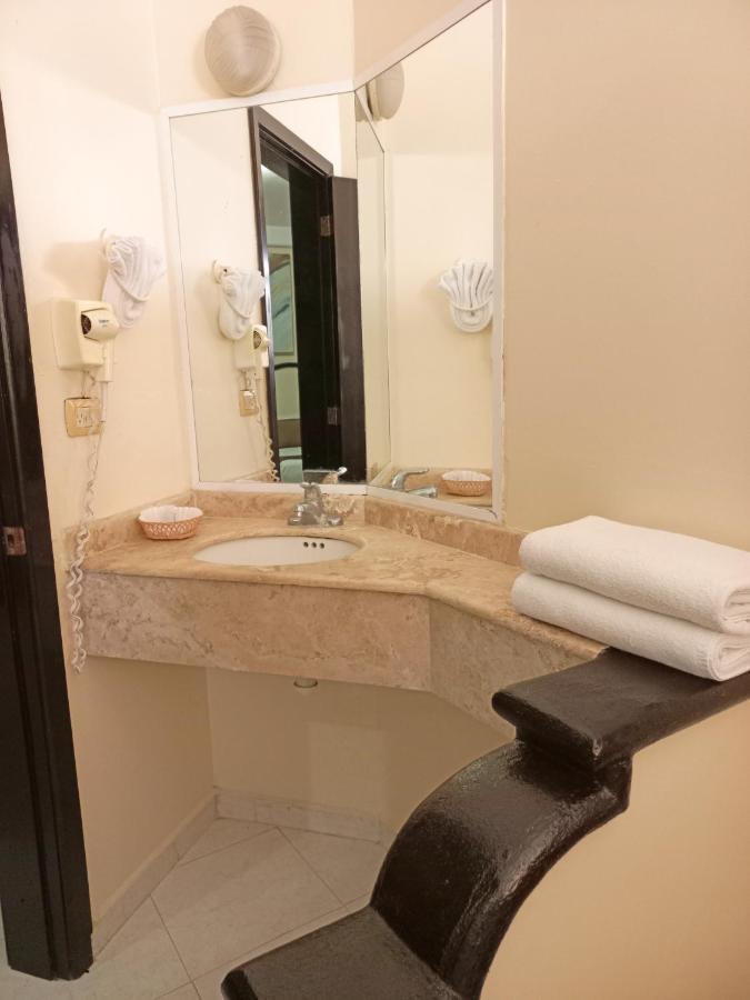Hotel Villa Margaritas Виляермоса Екстериор снимка