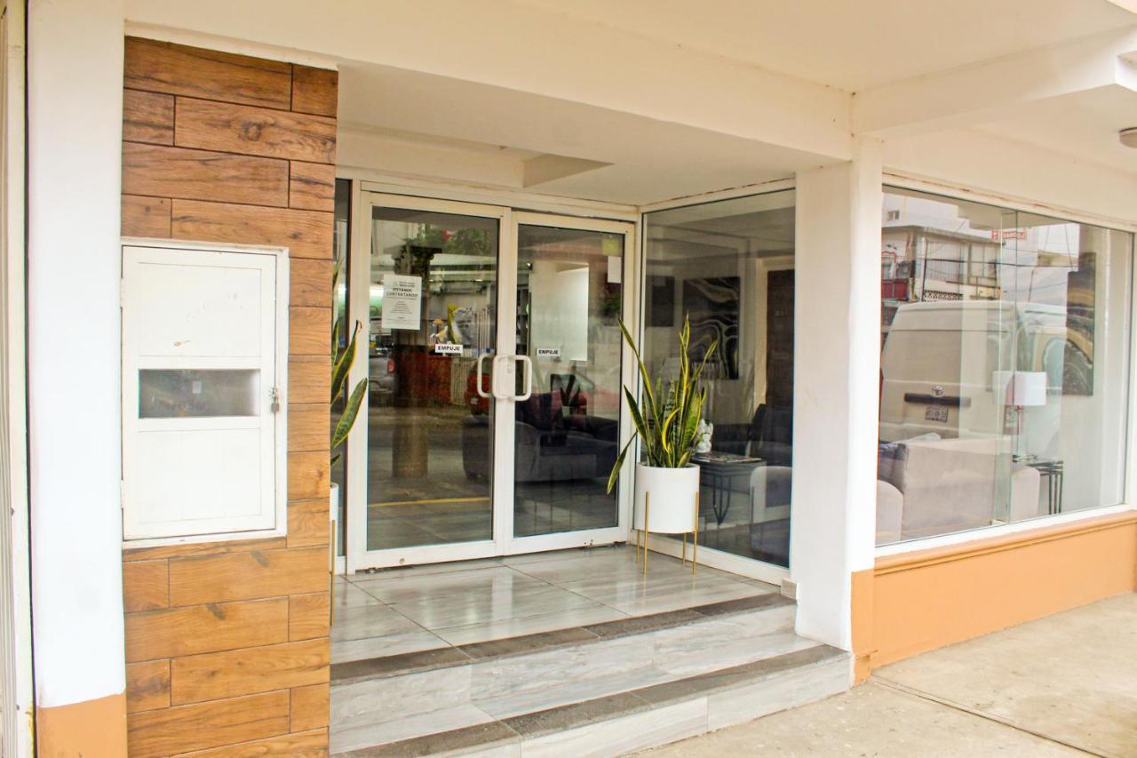 Hotel Villa Margaritas Виляермоса Екстериор снимка