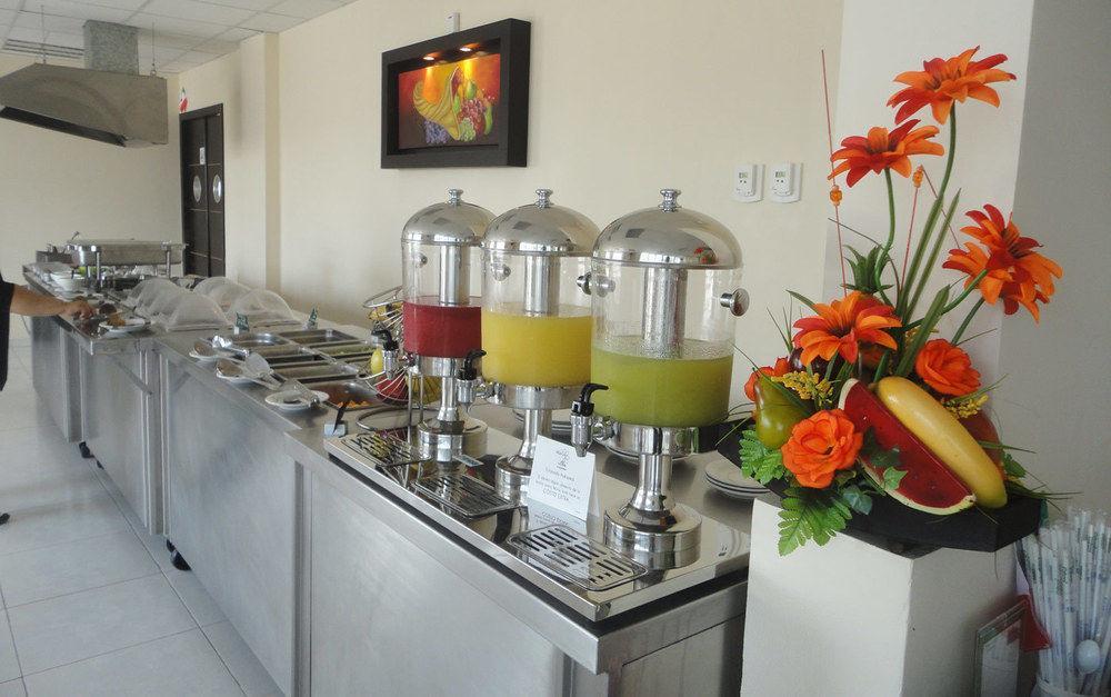 Hotel Villa Margaritas Виляермоса Екстериор снимка